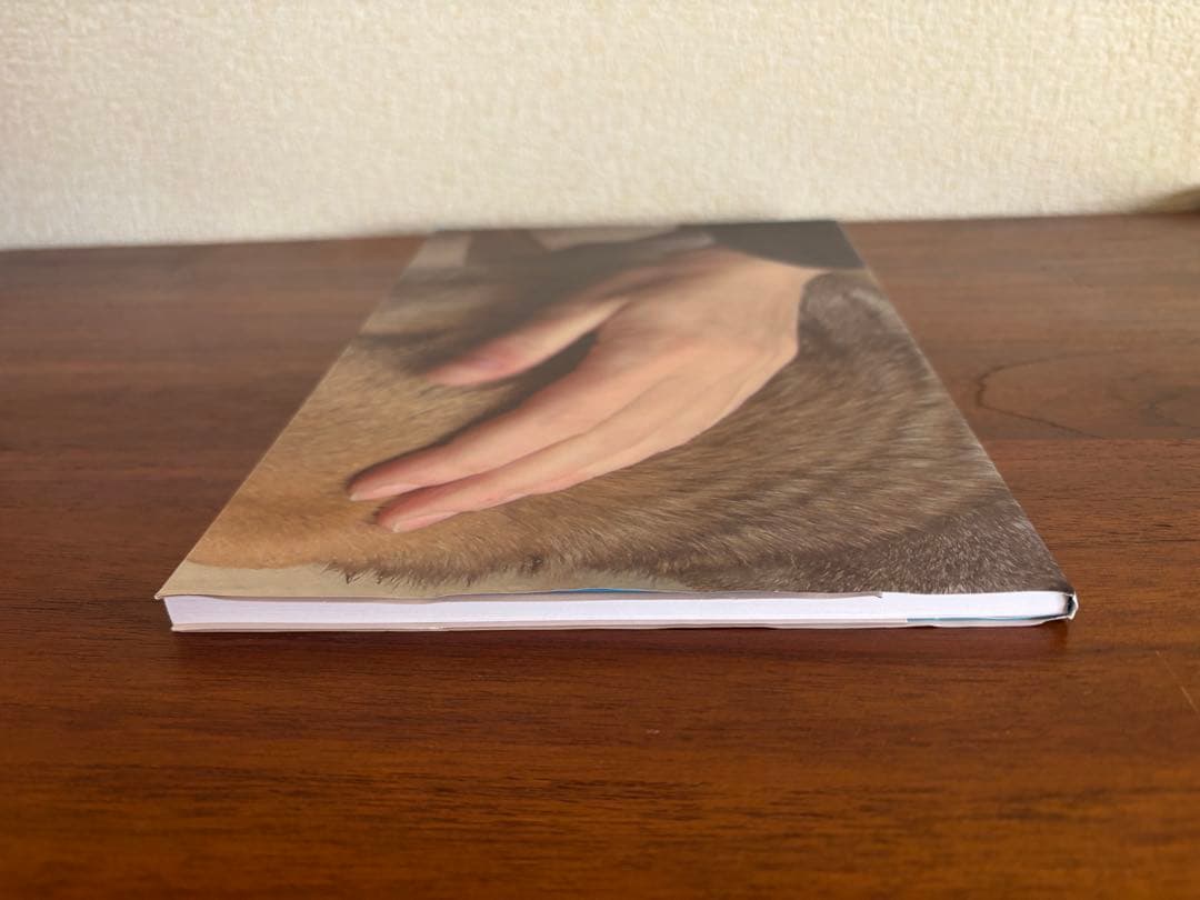 シャルロット デュマ　Charlotte Dumas