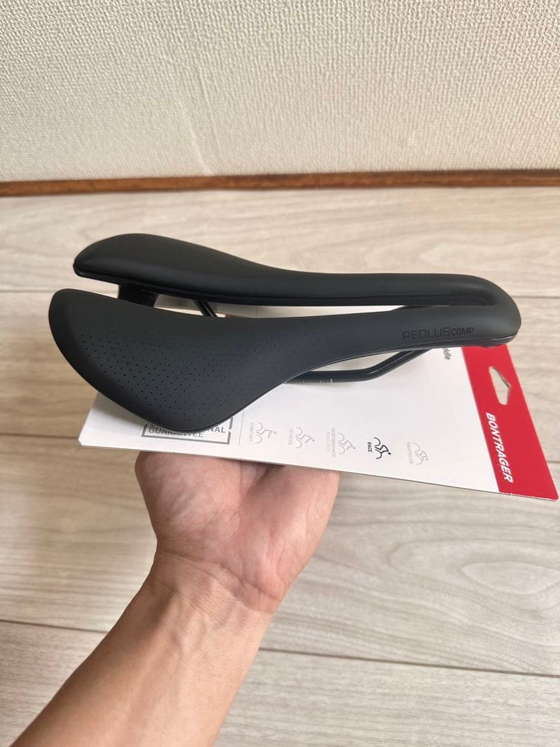 (新品)Bontrager Aeolus Comp サドル 145mm
