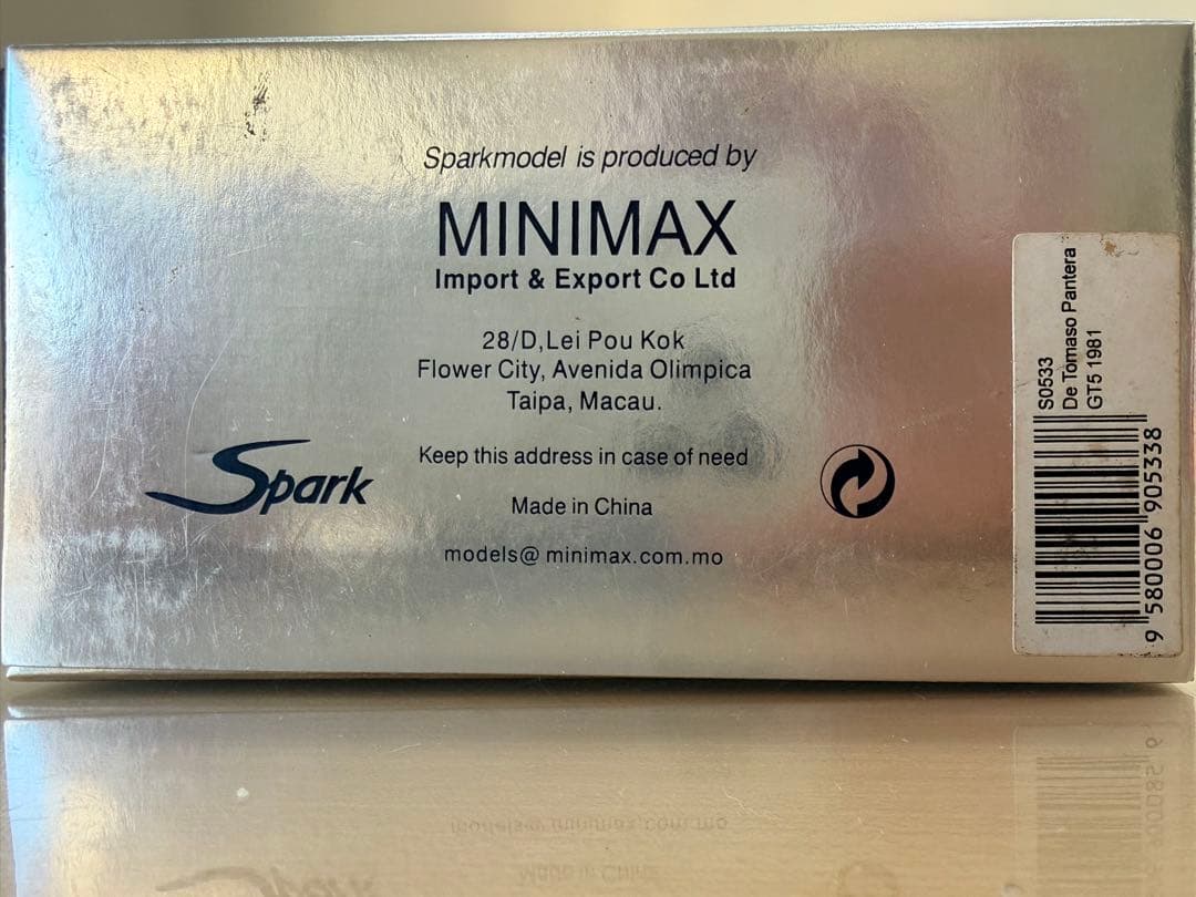 ミニカー Spark De Tomaso Pantera GT5 1981 1/43