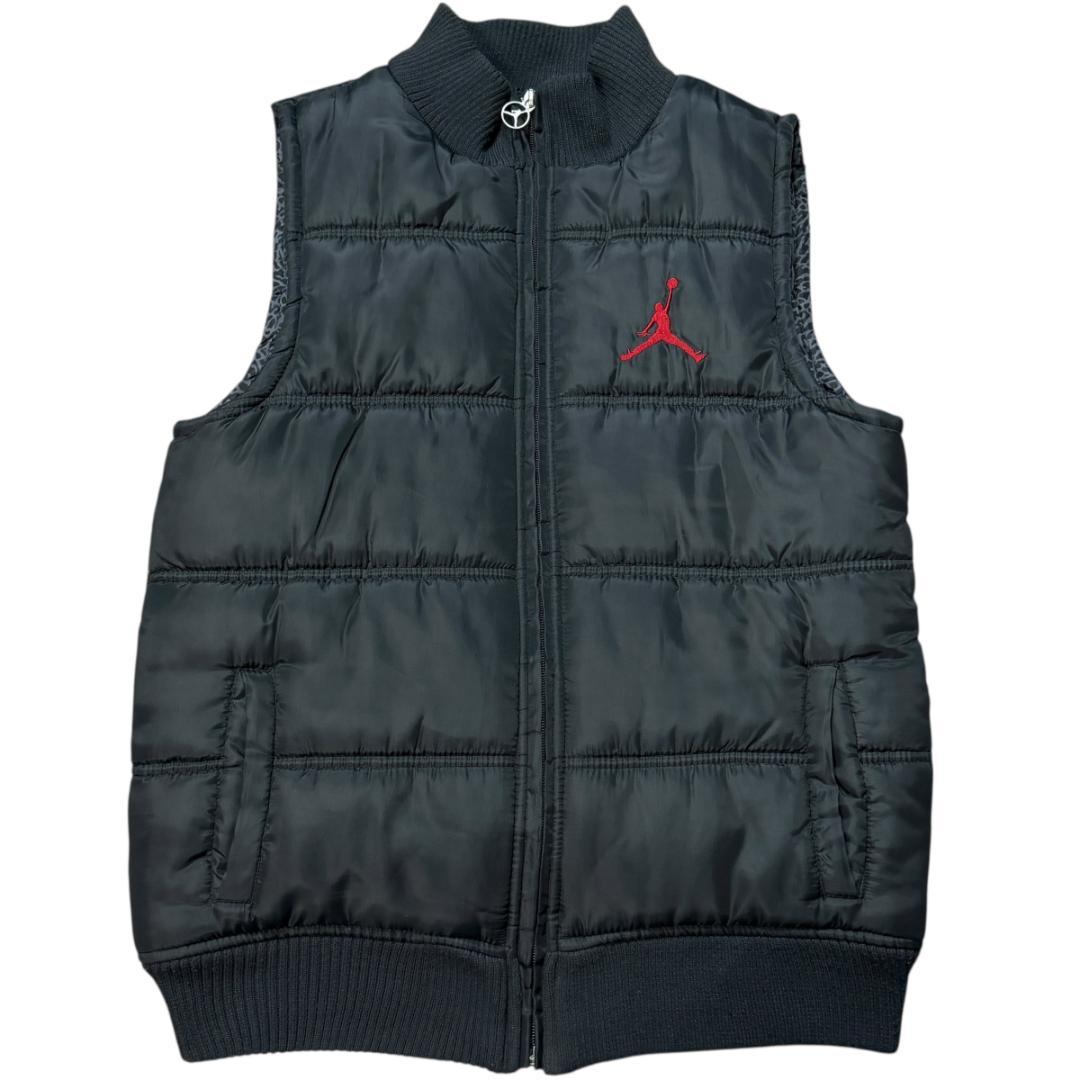3852 極美品 NIKE エアージョーダン ダウンベスト ロゴ刺繍 ブラック