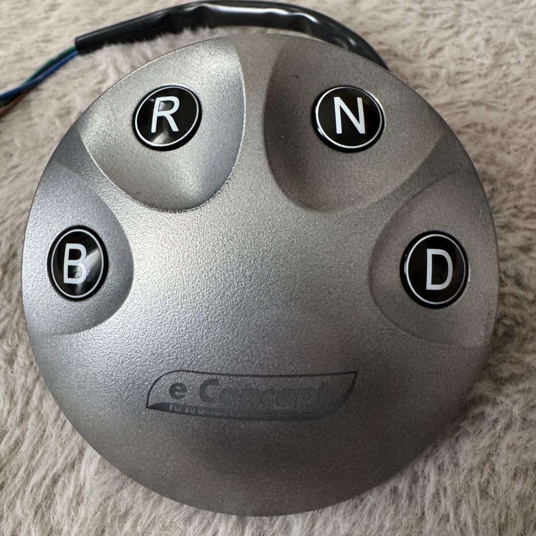 レア？ プリウス30 ミラリード インテリジェンス ポジション シフト パネル