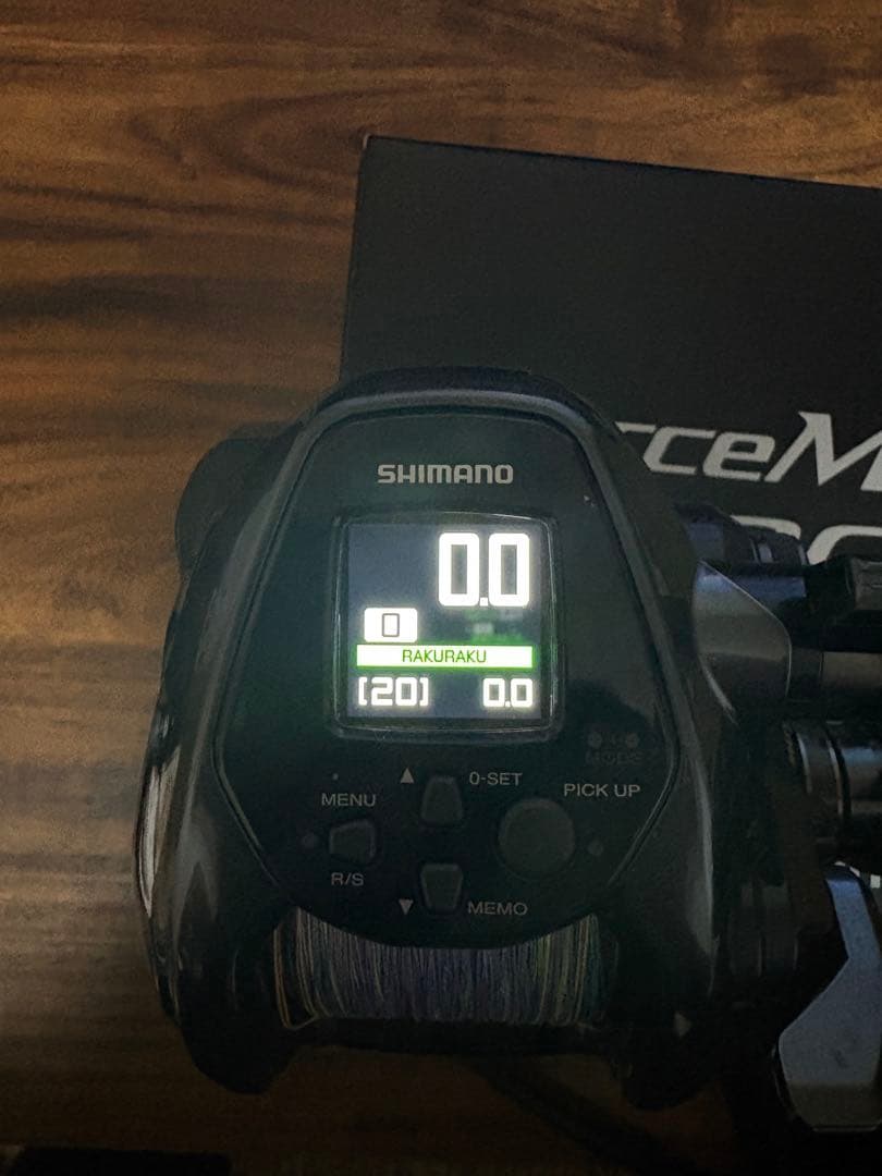 SHIMANO 電動リール デジタルディスプレイ付き