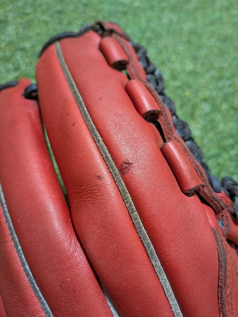 ハイゴールドオーダーグローブ 赤