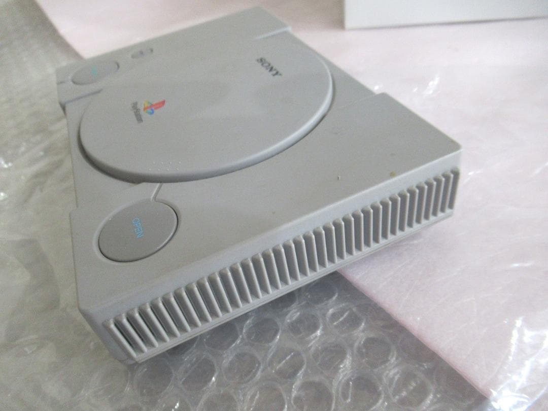 ソニー プレイステーション クラシックSCPH-1000R 本体　PSクラシック