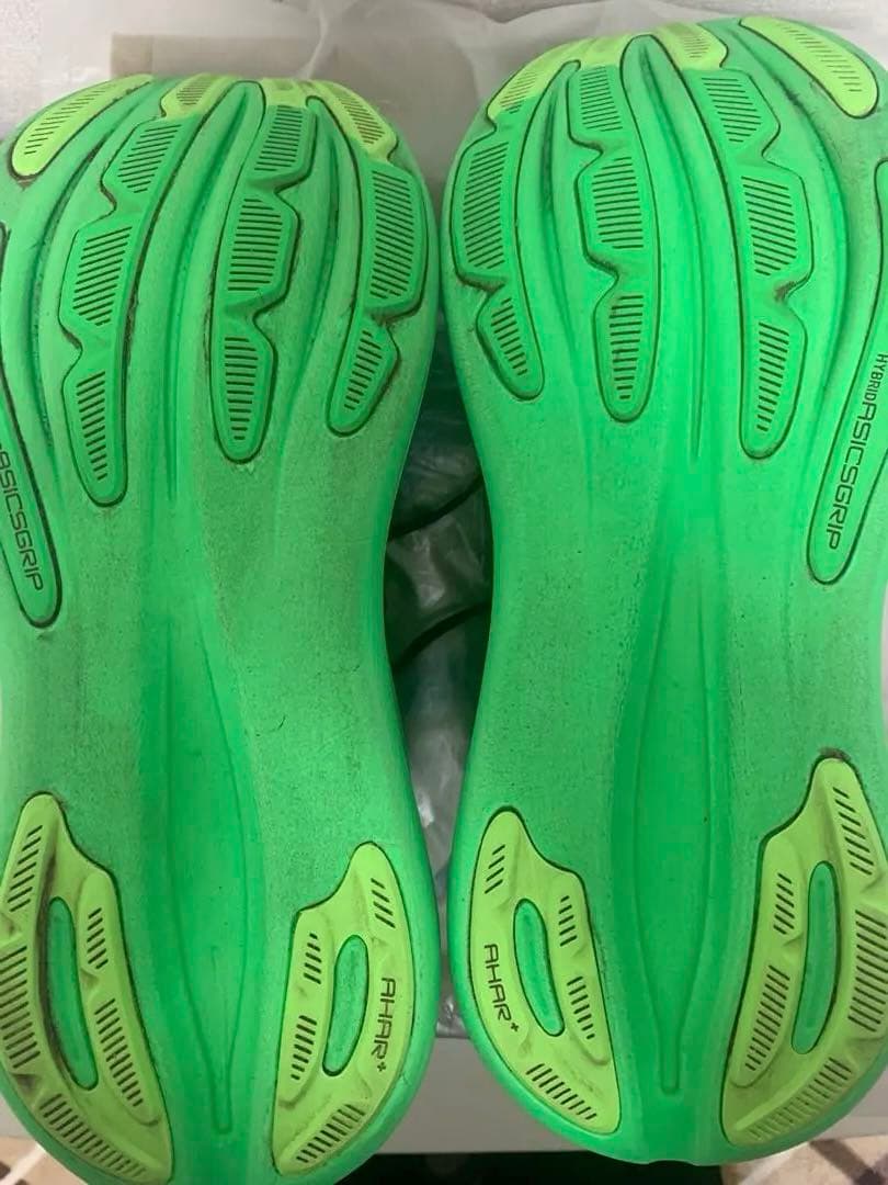 ゲルニンバス28 グリーン　27.0cm 1回着用(3km)