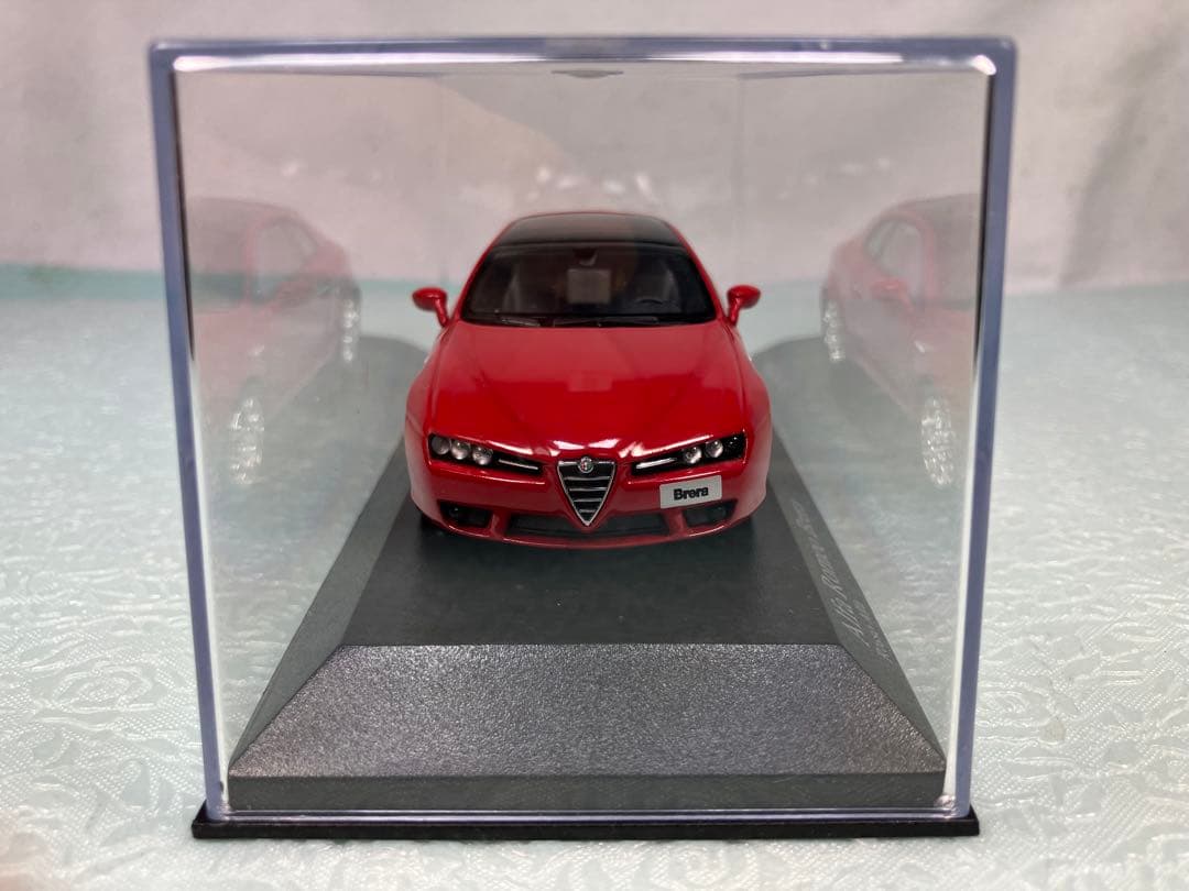 ミニチャンプス　Alfa Romeo Brera 2006年　レッド