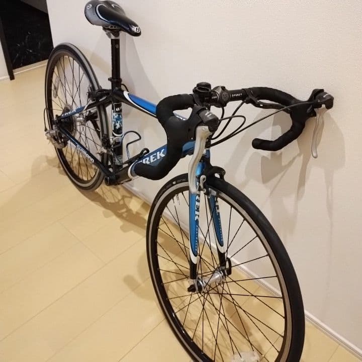 期間限定発送可！広島より。TREK ジュニア/キッズ　ロードバイク　24インチ