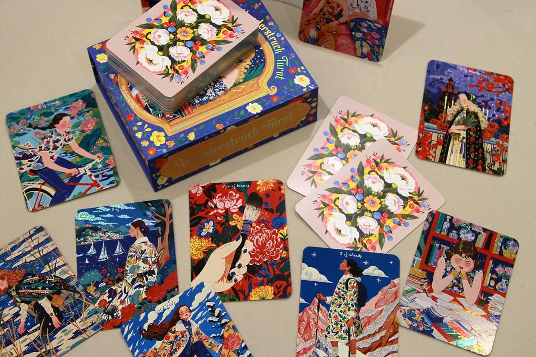 【正規品タロットカード】クラファン完売✨希少✨現代的なアートワークの美麗デッキ