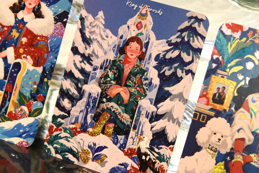 【正規品タロットカード】クラファン完売✨希少✨現代的なアートワークの美麗デッキ