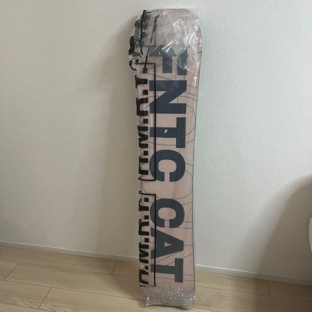 ✨新品未使用✨FNTC CAT 147cm ダブルキャンバー　スノーボード