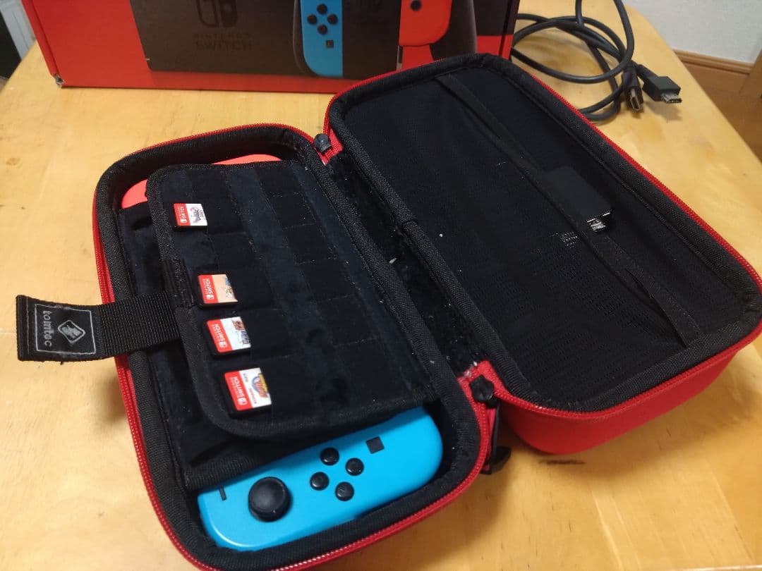 ニンテンドーSwitch本体(箱付)＋付属品完備＆スイッチソフト2本セット