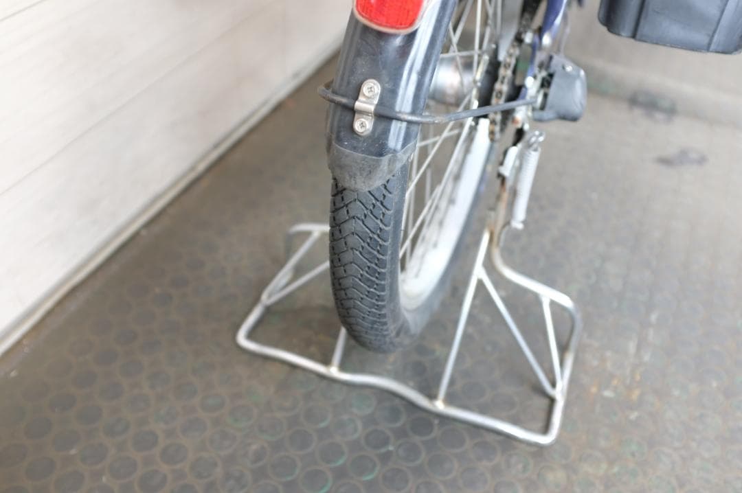 こ*ゅ様 パナソニック ギュット　　20インチ　3段　8.9Ah（5点灯）充電器