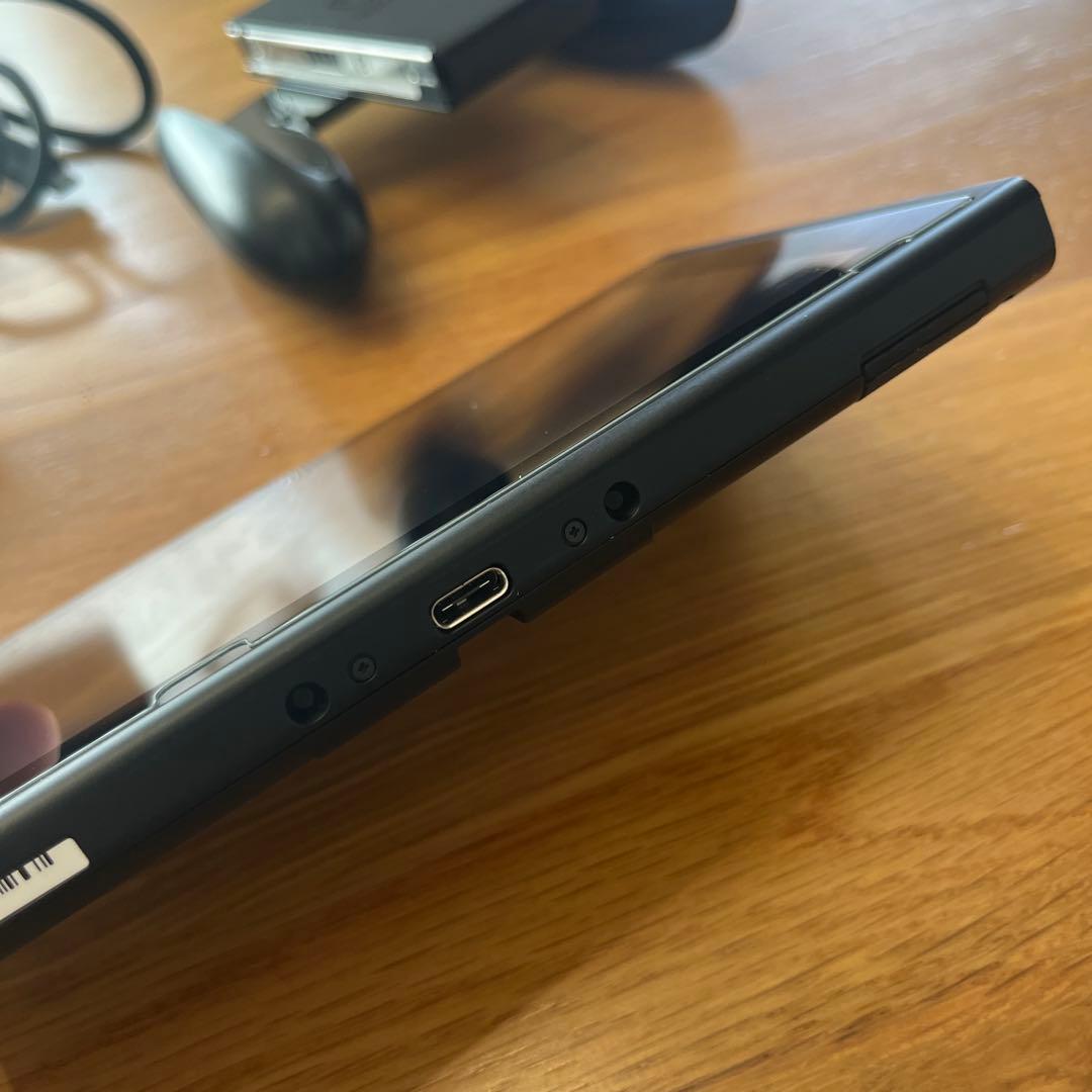 【初期化済】Nintendo Switch 本体 一部付属品付 ジョイコンなし