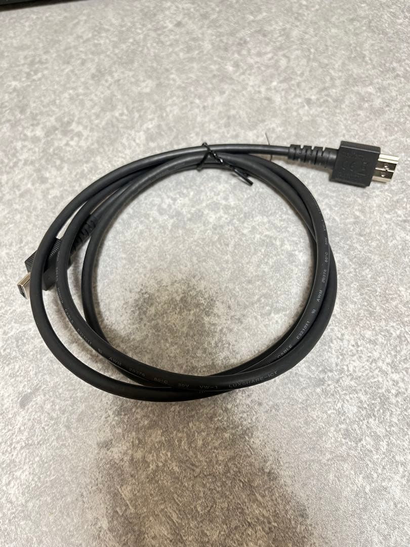 【完品】Nintendo Switch 本体+SDカード(64GB)+軽量ケース