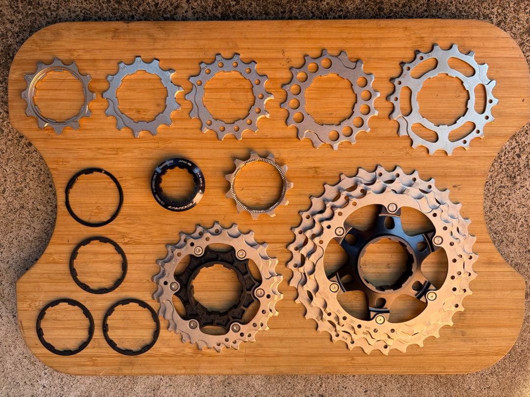 Shimano シマノ Ultegra CS-R8000 11-32t 11速