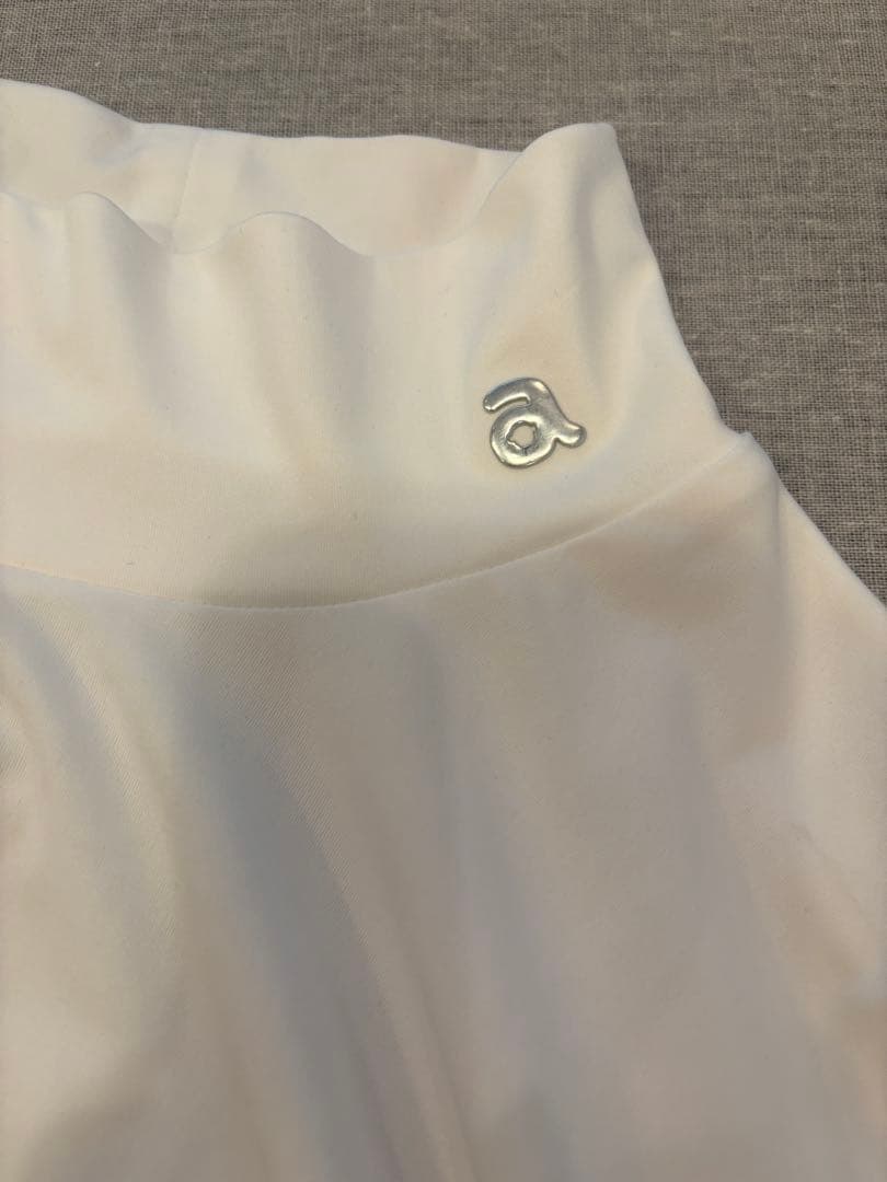 新品 アルチビオ UVCUT ハイネックプルオーバー サイズ40 L 春夏