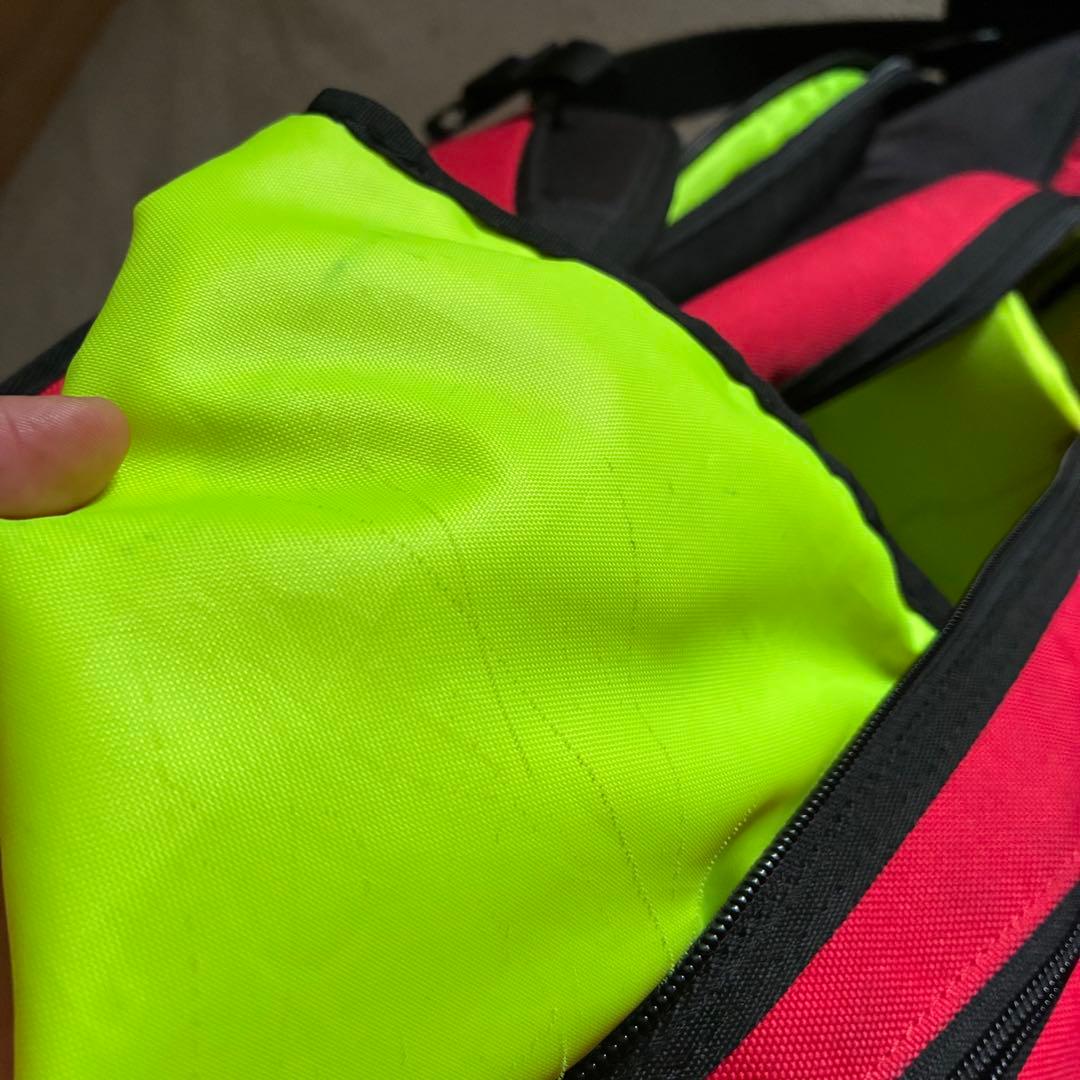 ヨネックス　ラケットバック　ラケバ　フレイムレッド　バドミントン　テニス