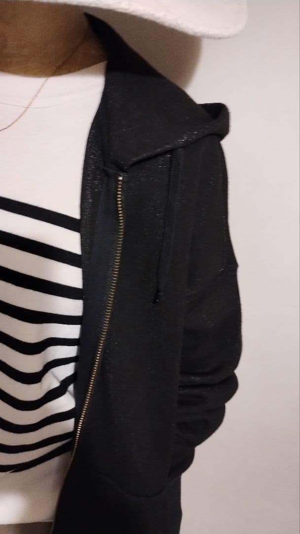 シロ様 C6982 ジップフーディー×ボーダーコーデ
