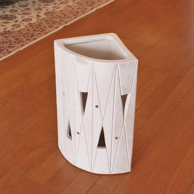 信楽焼の傘立て 扇形 白 黒 陶器製 和 焼き物 モダン 340-224