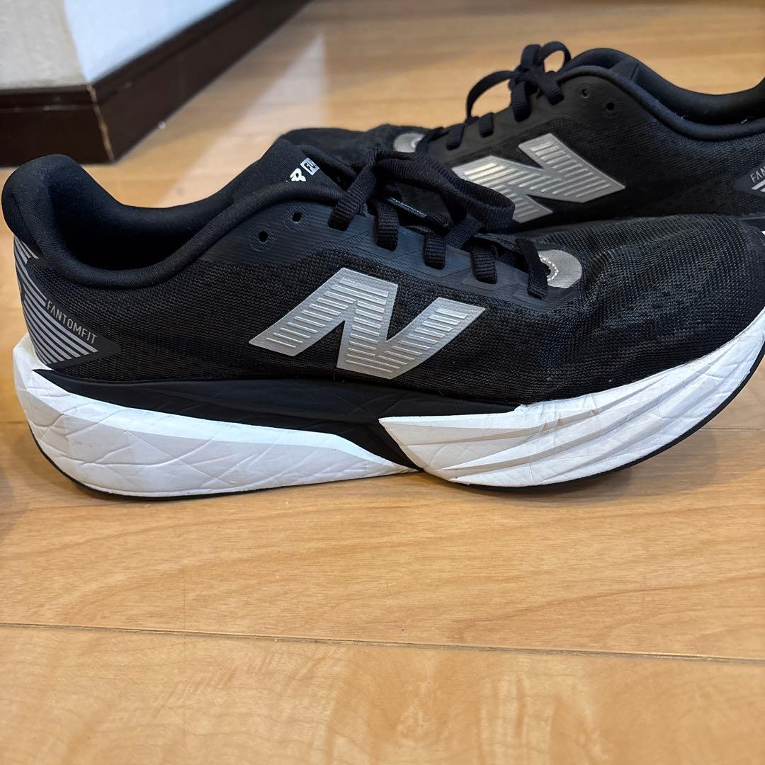 【高性能セット】ニューバランス FuelCell Rebel v5 25.5cm