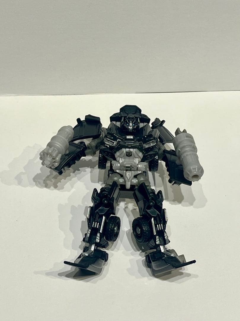 ダークサイドムーン アイアンハイド バンブルビー ラチェット センチネルプライム