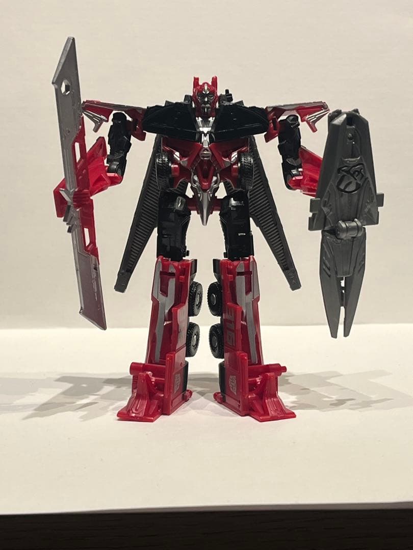 ダークサイドムーン アイアンハイド バンブルビー ラチェット センチネルプライム