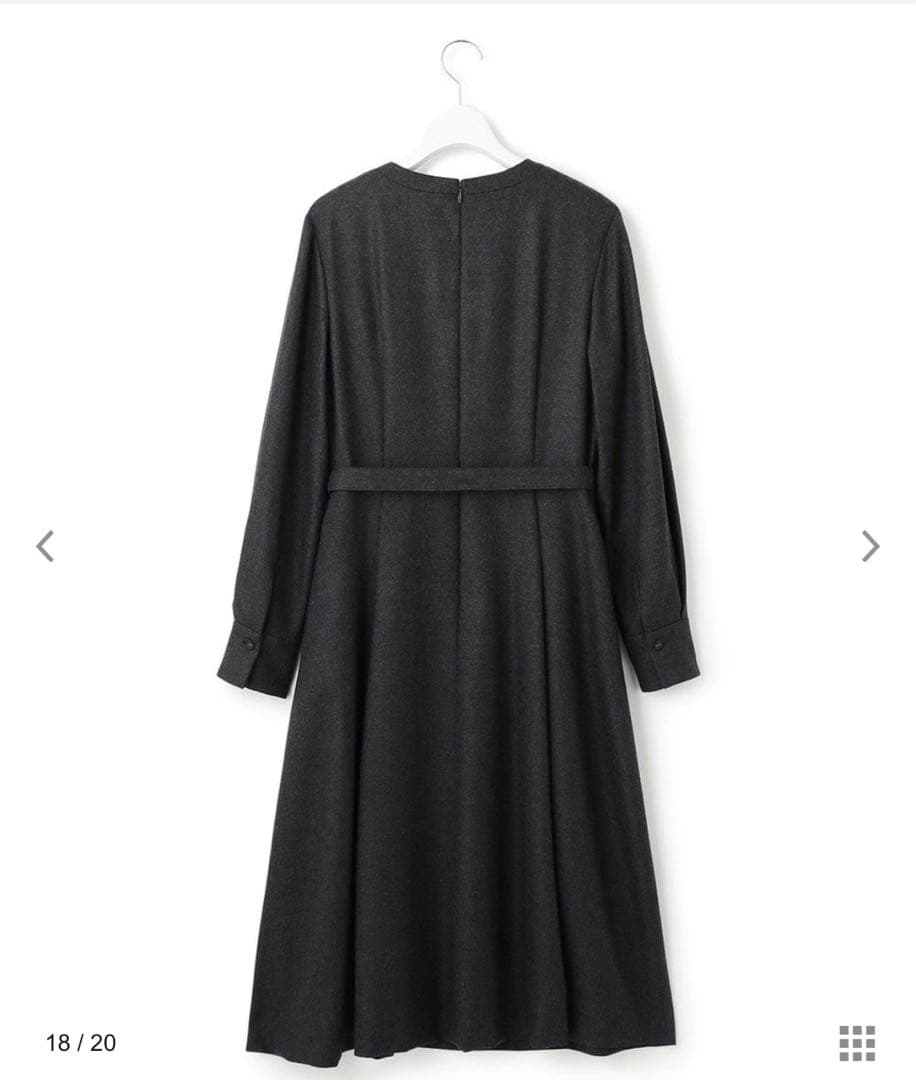 23区　ウールジョーゼットフィットアンドフレアーワンピース　　ネイビー