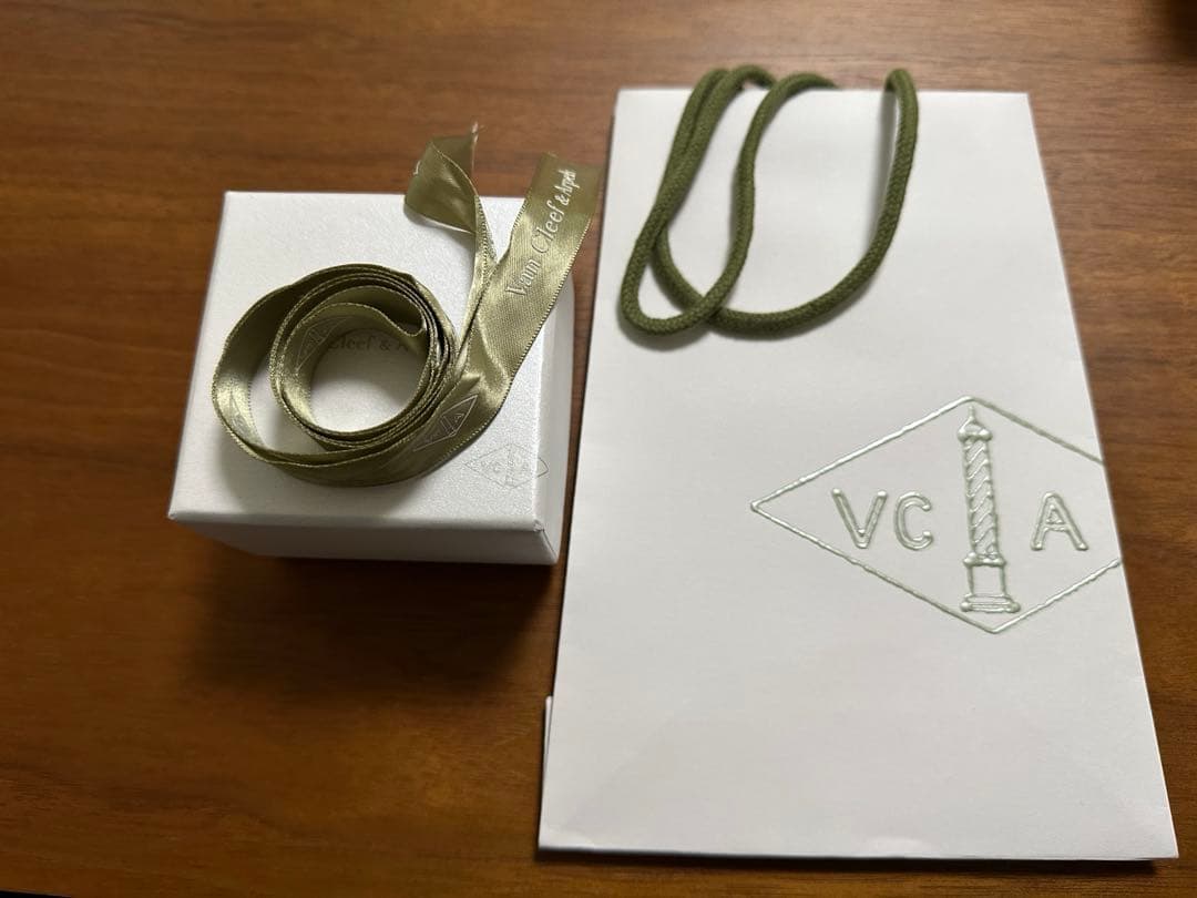 ヴァンクリーフ＆アーペル　空き箱