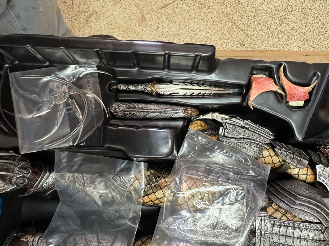 AVP SCAR PREDATOR フィギュアプレデター