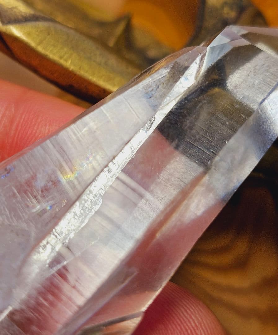 虹入り‼️高い波動‼️ヒマラヤのレムリアン ネパール マカルー産 水晶