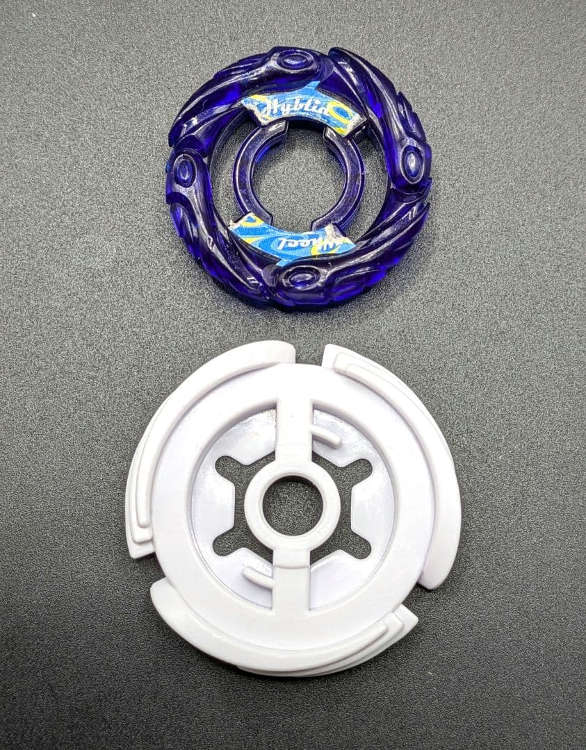 メタルファイトベイブレード　ウインドアクアリオHF/S　ランダムブースターライト