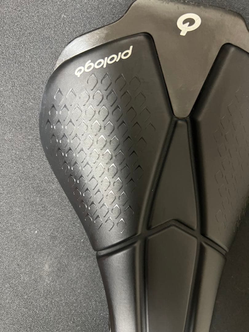 prologo プロロゴ SCRATCH M5 NACK カーボンサドル 正規品