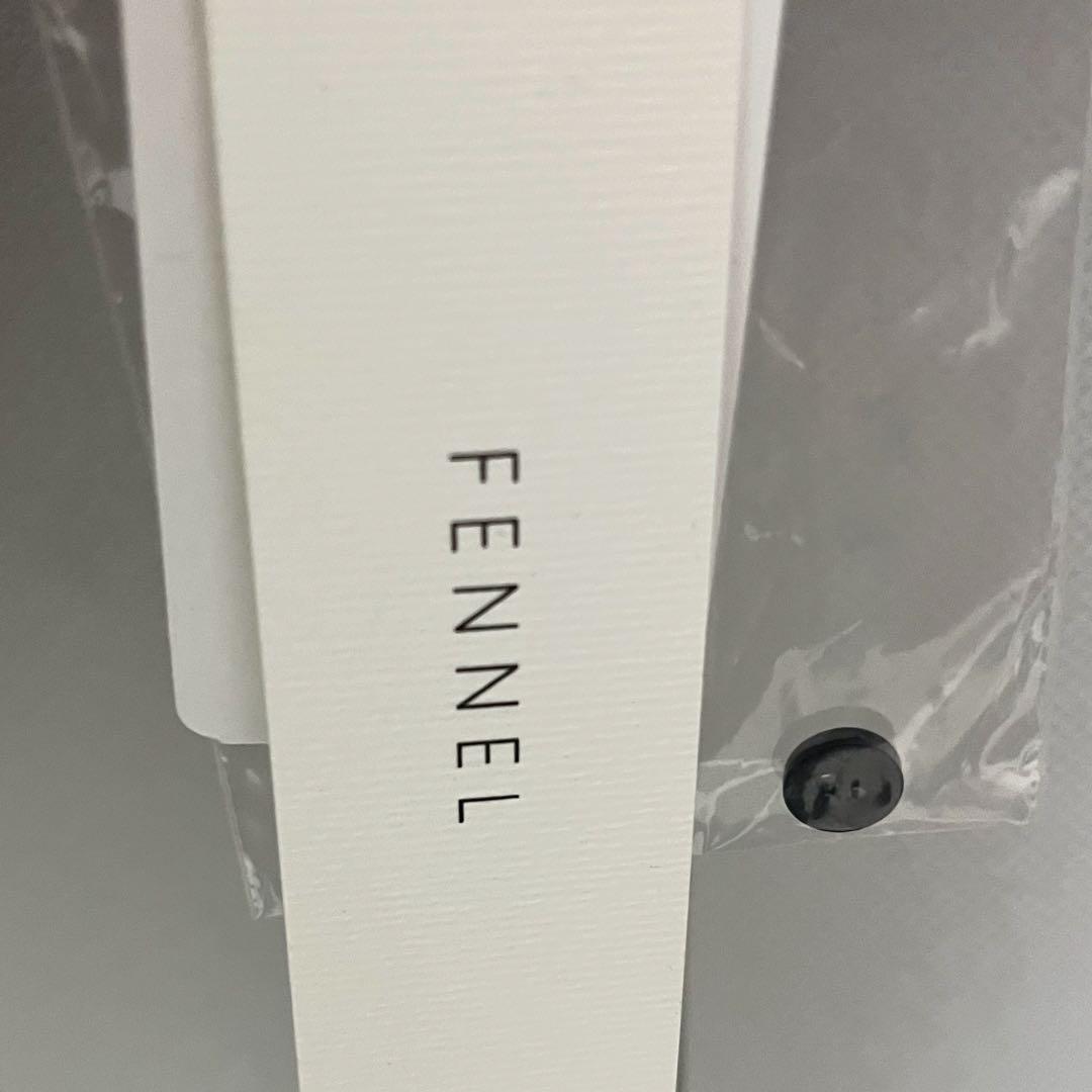 FENNEL【新品】フェンネルフリル付袖タック切替ネイビーシャツ ブラウス