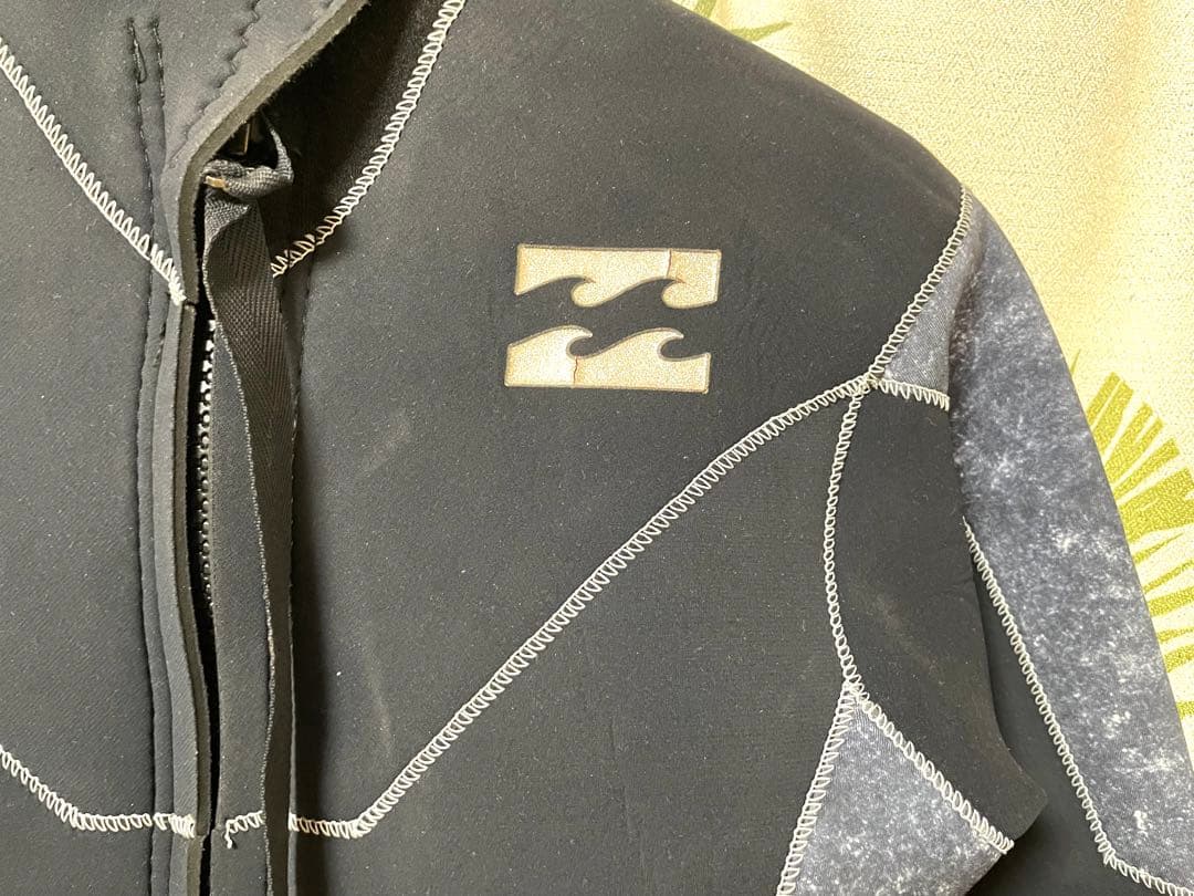 ✳️良品★ビラボン★2×3mmフル★Mサイズ★超伸縮ジャージ★信頼の日本製