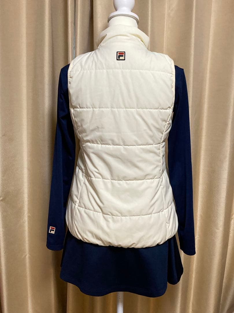 FILAテニス　お洒落な中綿ベスト❣️ゴルフにも