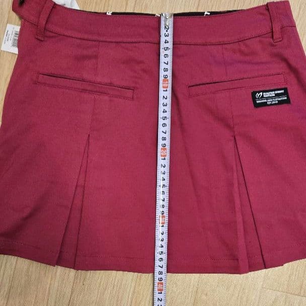 マスターバニーワインレッド プリーツスカート 新品タグ付き