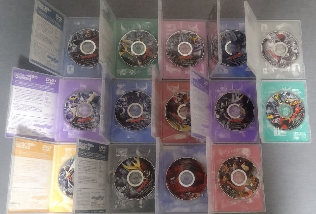 仮面ライダークウガ DVD　全12巻セット＋特別篇＋新春スペシャル　セル版
