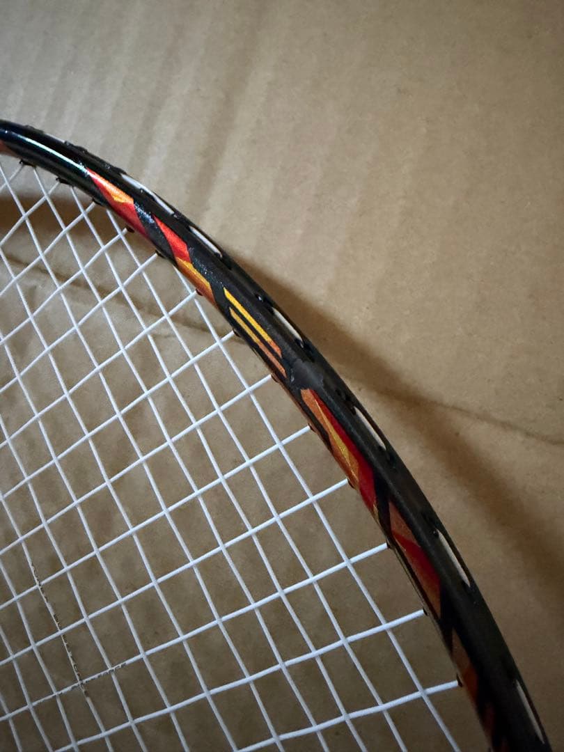 バドミントンラケット YONEX アストロクス99Pro 4UG5