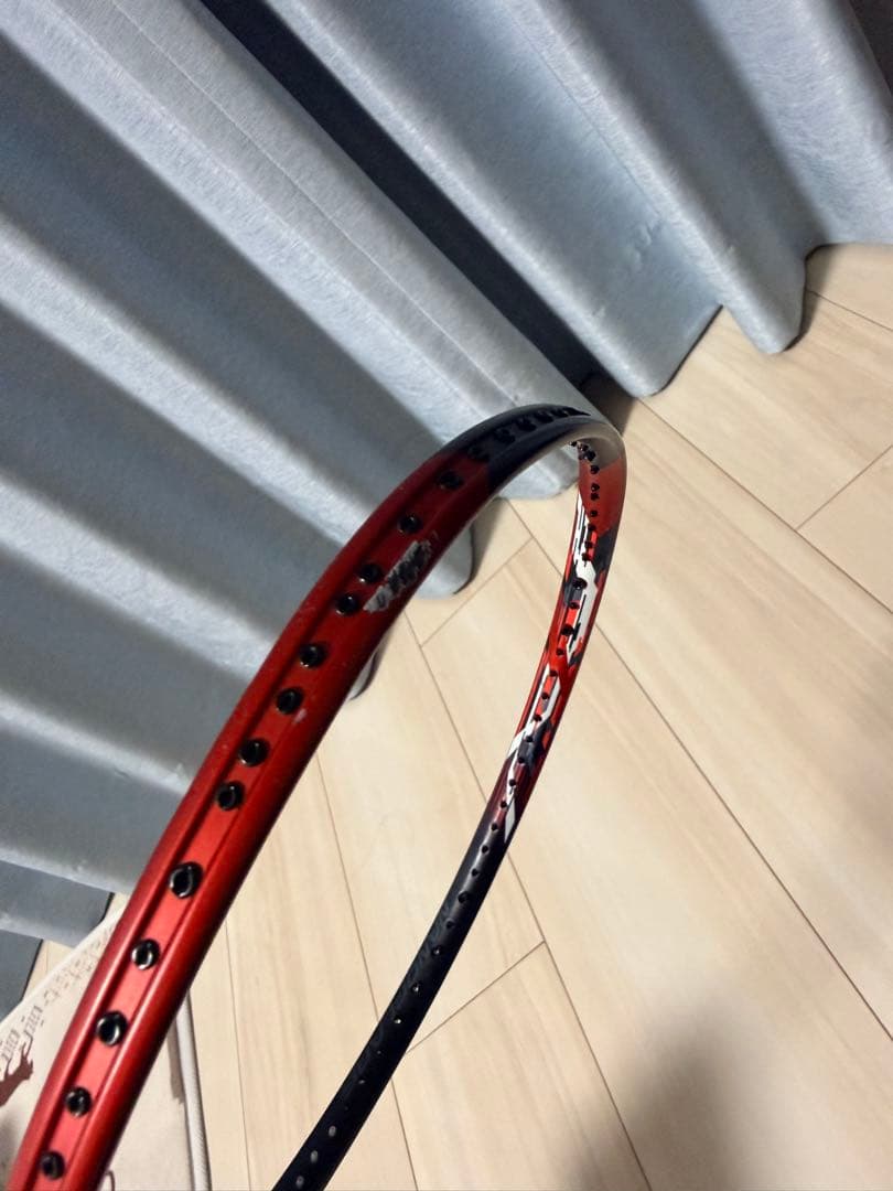 YONEX ナノフレア700（NANOFLARE 700） 4UG5