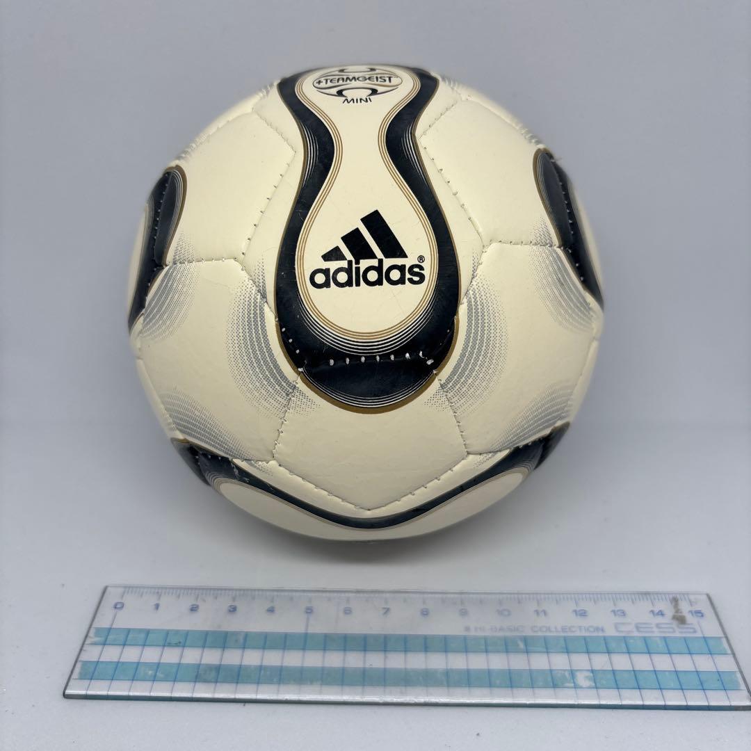 adidas サッカーボール ホワイト/ブラック