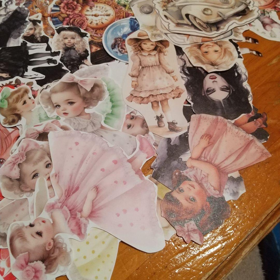 カレンダー。21，ジャンクジャーナル素材。チョキチョキ素材