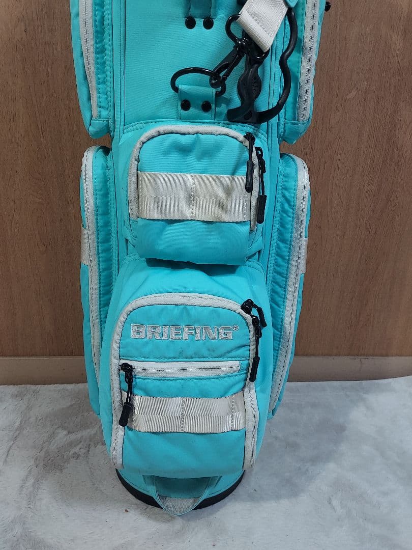 希少 人気色アクア〈BRIEFING〉キャディバッグ ブリーフィング 終売品