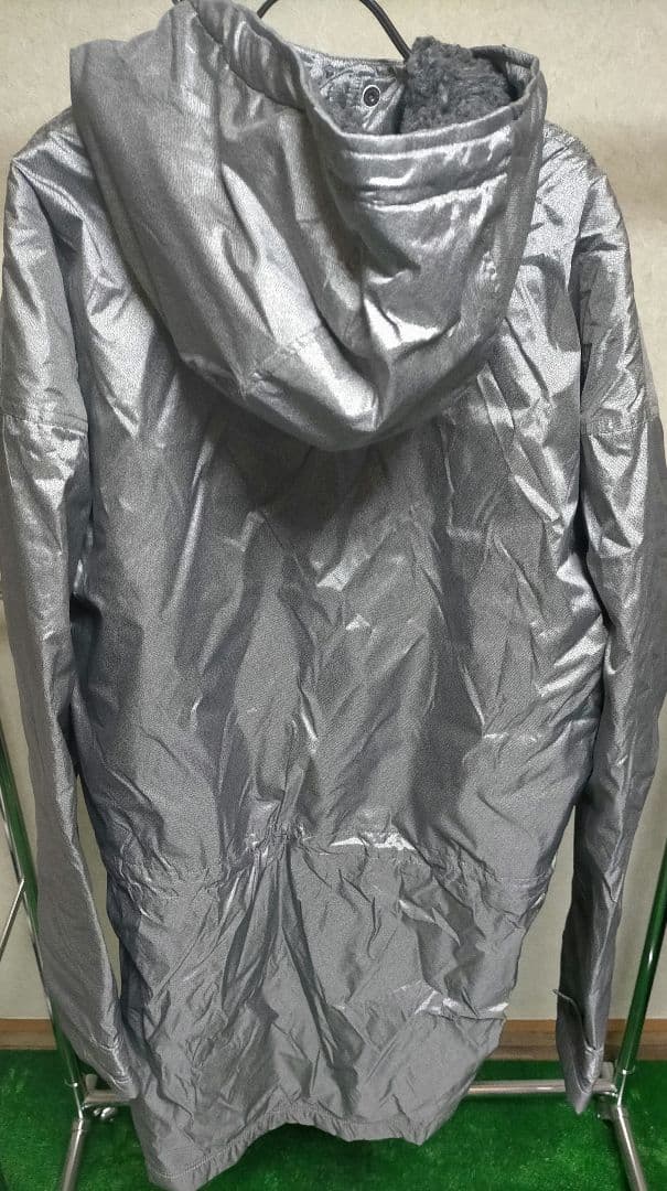 新品タグ付き！ナイキ ビンテージ00s y2k メタリック裏地ボアベンチコート