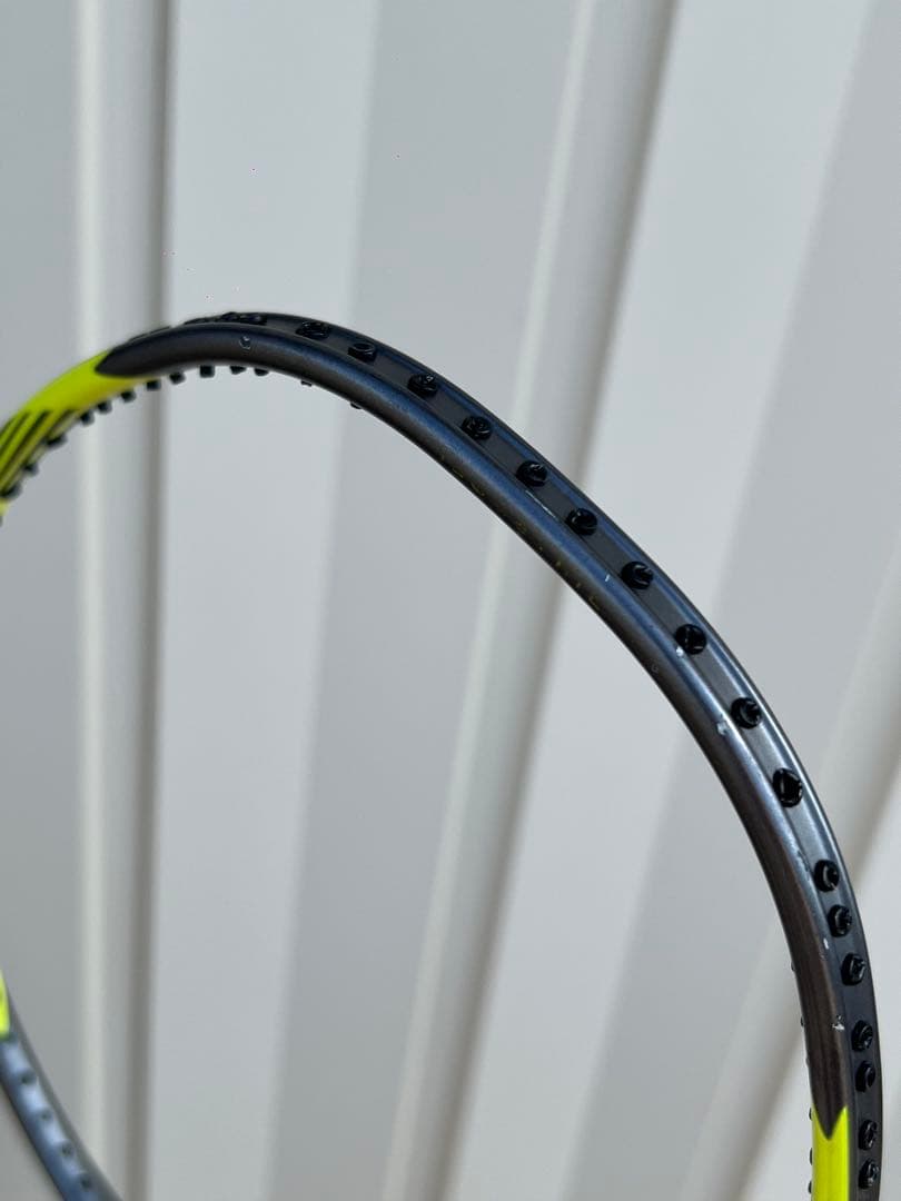 YONEXアークセイバー7プロ　4UG5