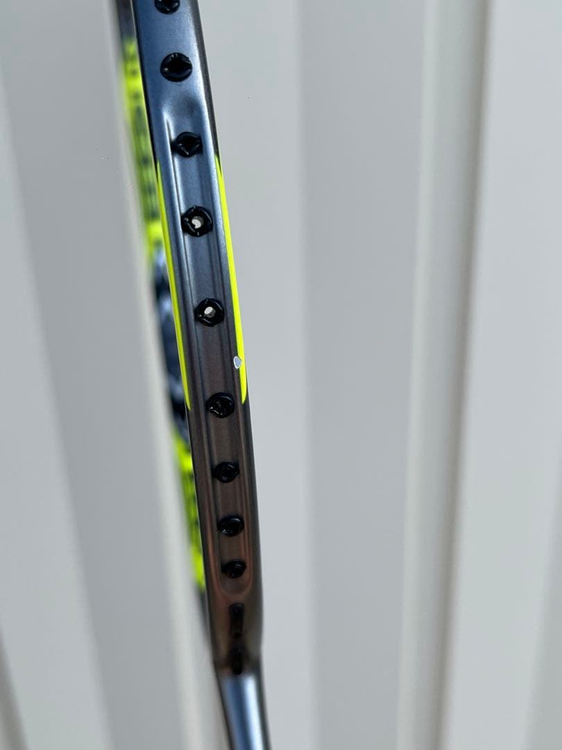 YONEXアークセイバー7プロ　4UG5