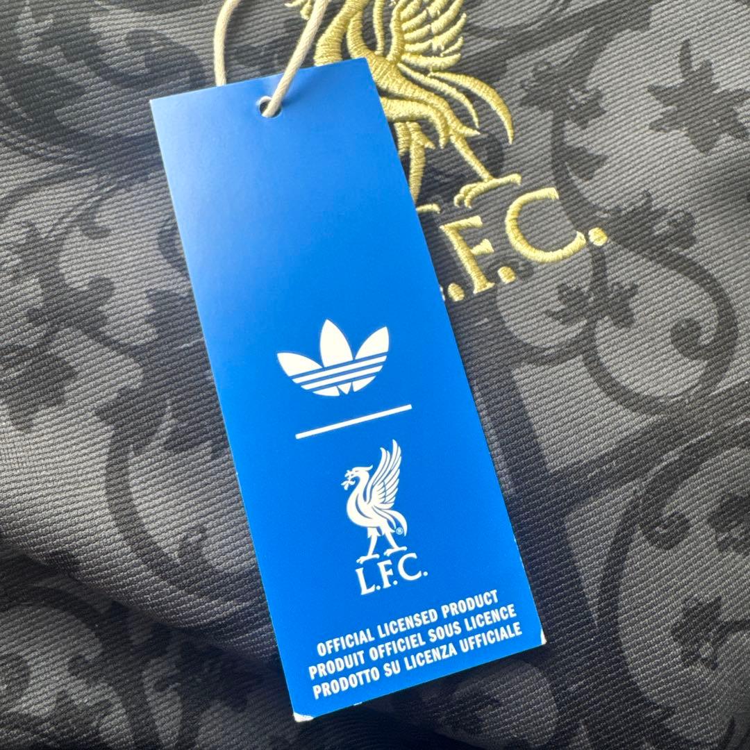 adidas リパプールFC Sサイズ　ジャージ　Tシャツ