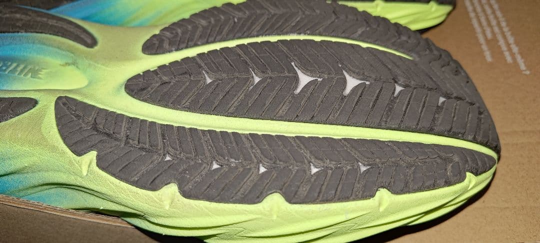 PUMA　Velocity NITRO４　ヴェロシティニトロ４　26.5cm