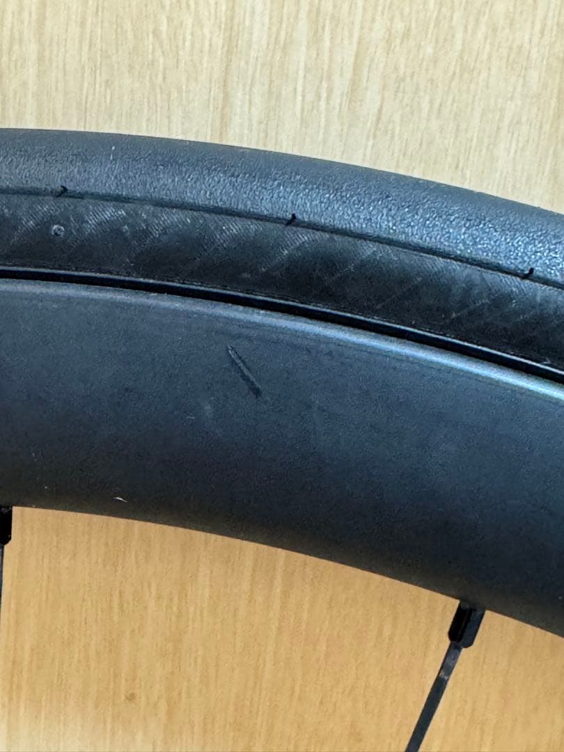 HUNT 35 CARBON AERO DISC 〔アジリスト25c付き〕