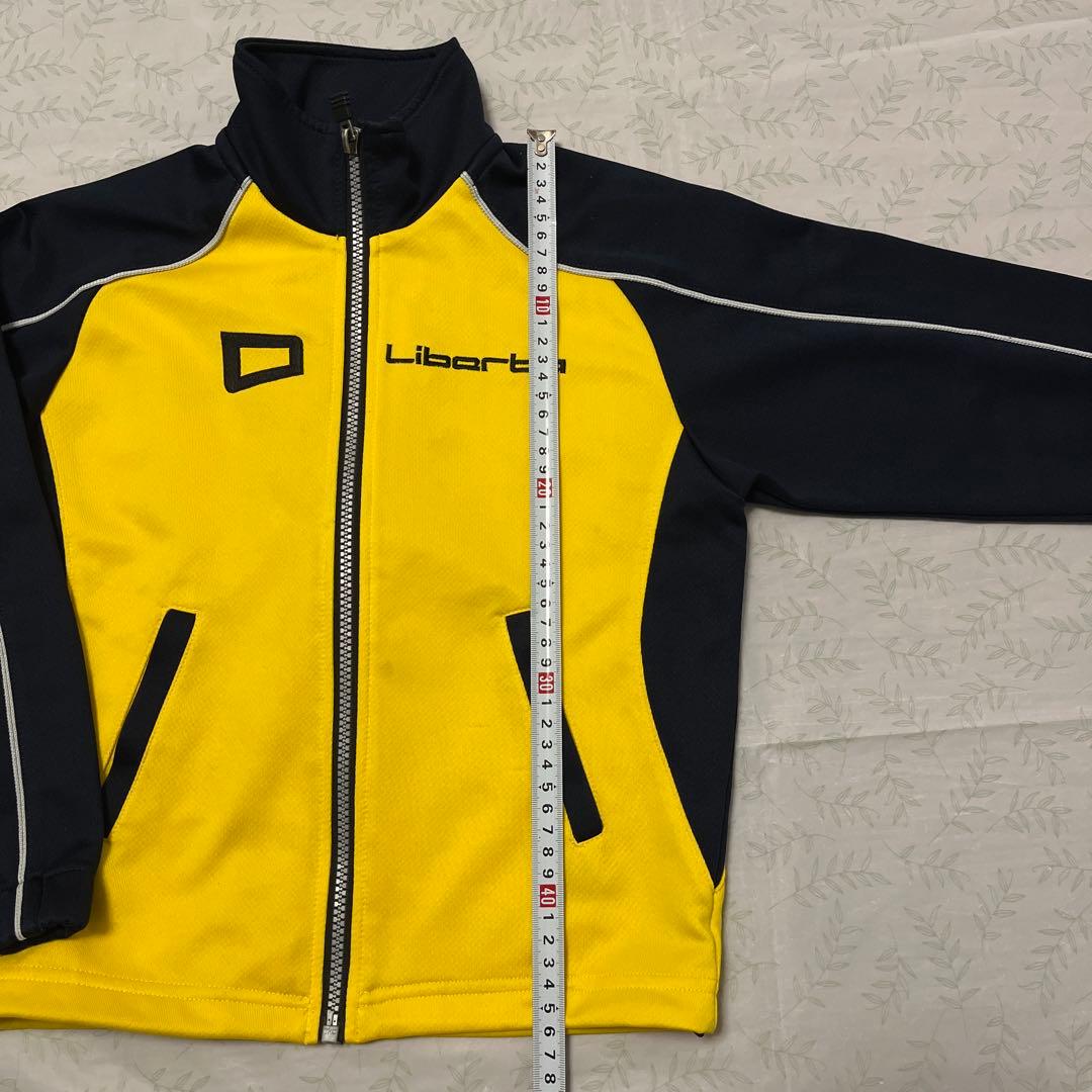 リベルタサッカースクールジャージ上120、下130