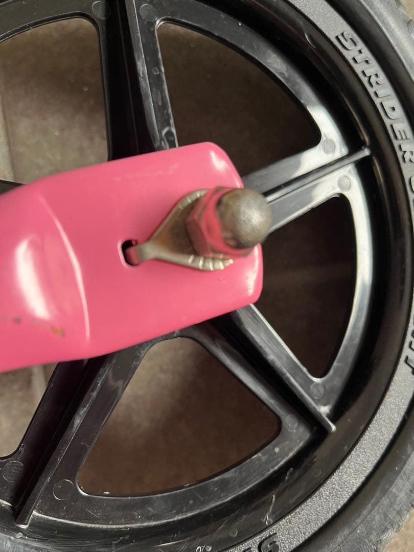 ストライダー スポーツモデル 12インチ ピンク